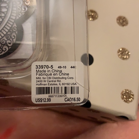 NWT! iPhone XR Case - Picture 7 of 7